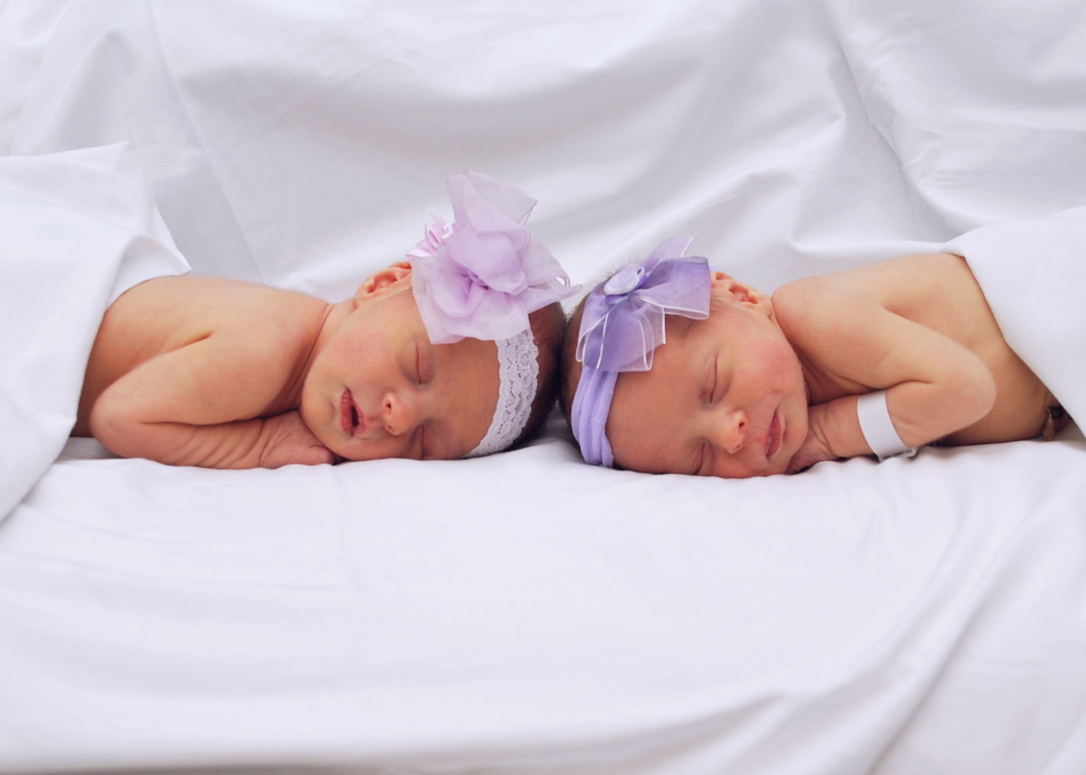 8 Ways To Increase Your Opportunities Of Conceiving Twins New Kids Center